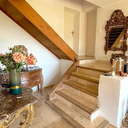 Micea Villa