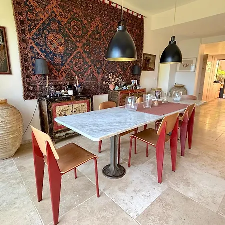 Micea * Sanary-sur-Mer